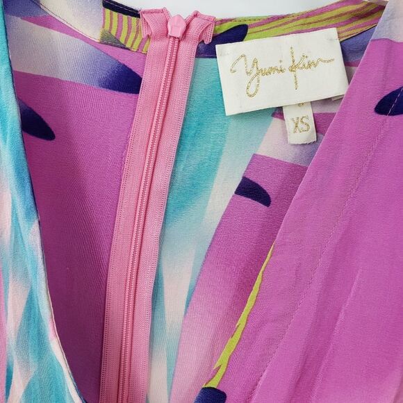 YUMI KIM women's XS pink abstract silk romper - Picture 5 of 7